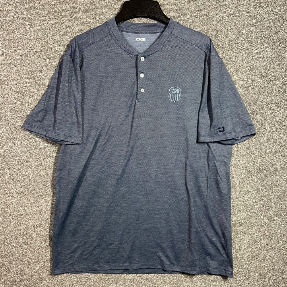 OGIO Union Pacific Henley Shirt Blue Short Sleeve Stretch Mens Large